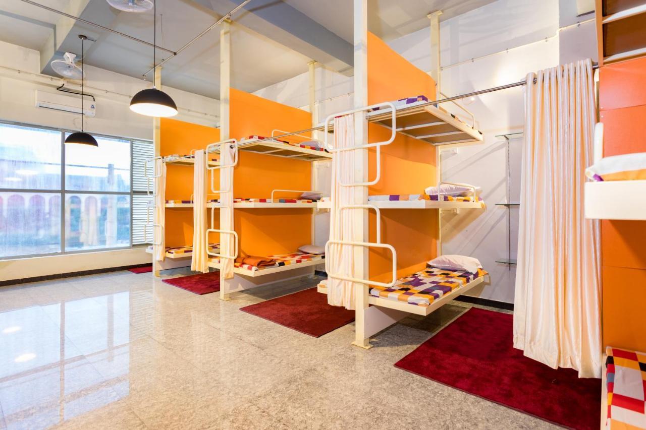 Peters Inn Kochi Metro Accommodation Services エクステリア 写真